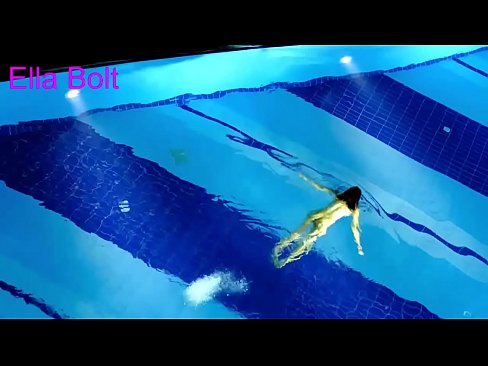 ❤️ Ùn possu micca piantà di fighjulà, ghjovana bionda catturata nuda in piscina ELLA BOLT Video sessu à noi % co.virtsextor.ru% ❤