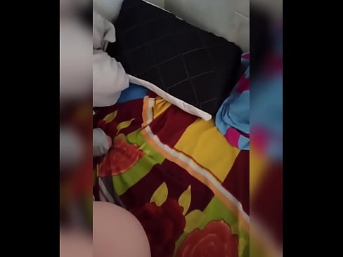 ❤️ U mo cumpagnu di stanza stà in casa solu perchè u so maritu parte in vacanze è aghju pigliatu l'uccasione per scopa è riempie u culo di latte. Video sessu à noi % co.virtsextor.ru% ❤