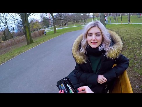 ❤️ Swallows cum hot di un stranieru per soldi - pompini in u parcu da Eva Elfie Video sessu à noi % co.virtsextor.ru% ❤